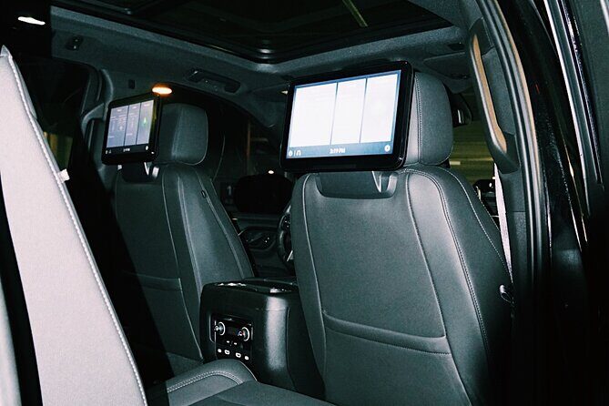 Seattle Arrival Chauffeur Driven Transport by Executive SUV - Why Choose This Transfer?