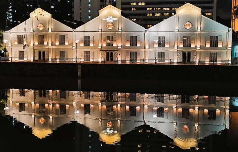 Secrets of Singapore Kick Scooter Tour with Dinner - Itinerary Breakdown: From Quiet Streets to Nightlife Hotspots