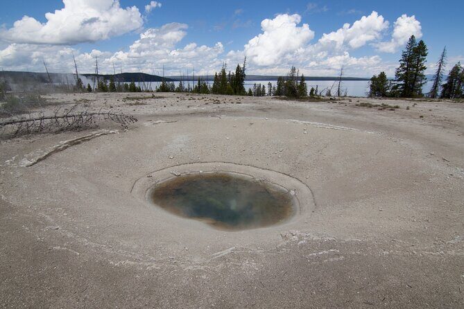 Self-Guided Audio Tour of Yellowstones West Thumb Basin - Who Should Consider This Tour?