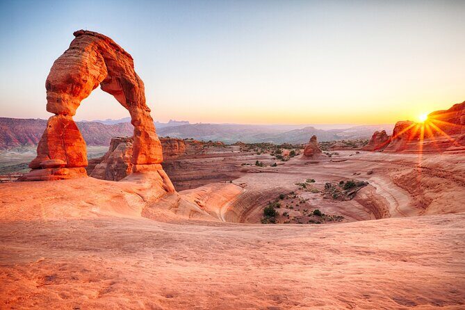 Self Guided Audio Walking Tour of Arches Delicate Arch - Why This Tour Works Well for Certain Travelers