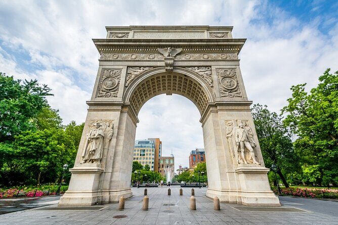 Self-Guided Scavenger Hunt: Midtown Park Hopper - Deep Dive into the Experience