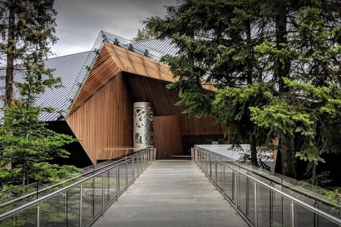 Self-Guided Scavenger Hunt: Whistler Arting Around Whistler - Who Should Consider This Tour?