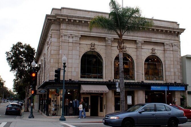 Self-Guided Ventura Scavenger Hunt: Ace Ventura - A Closer Look at the Itinerary