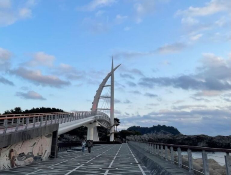 Seogwipo City(in Jeju Island) Walking Tours with Sunset - A Deep Dive into the Seogwipo Sunset Walking Tour