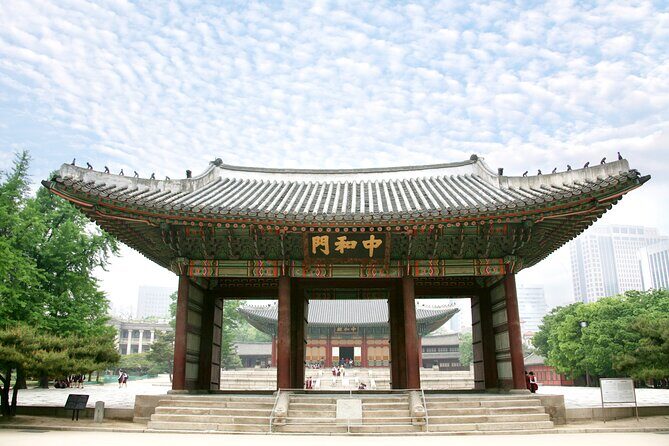 Seoul: Deoksugung Palace Night Tour - Who Should Consider This Tour?