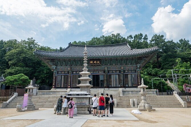 Seoul Gangnam Night Tour with Gourmet and Bongeunsa Temple - Who Will Love This Tour?