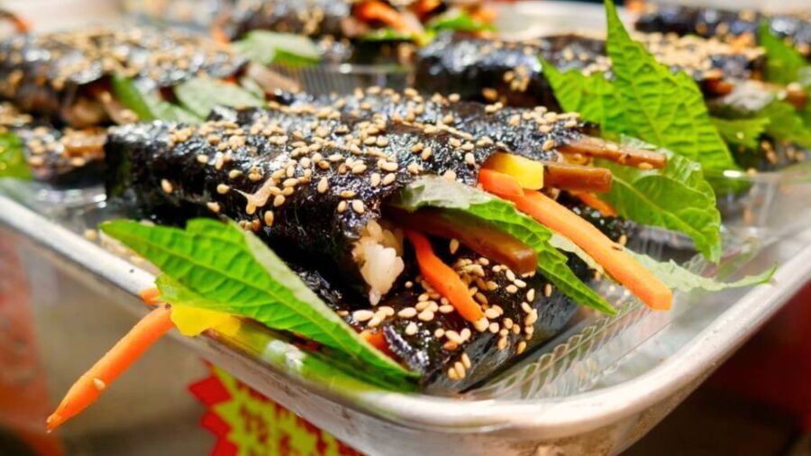 Seoul: Gwangjang Market Netflix Food Tour - What You Can Expect: A Well-Balanced Cultural and Culinary Walk