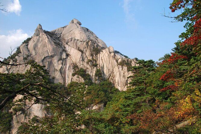 Seoul Mountain Hike: Temples, Folklore & Traditional Meal - A Deep Dive into the Seoul Mountain Hike Experience