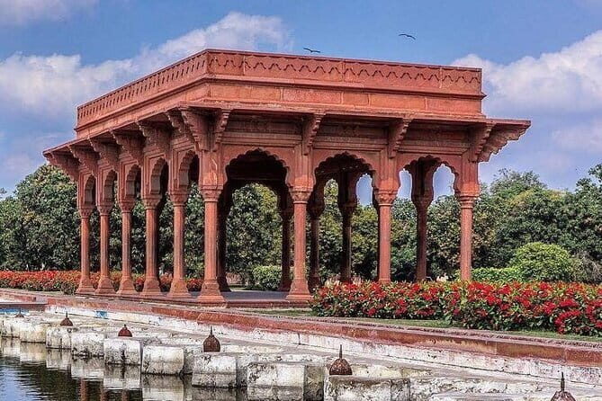 Shalimar Garden Private Tour and Wahga Border Flag Ceremony - Frequently Asked Questions