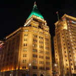 Shanghai Evening Tour: VIP Huangpu River Cruise&City lights - Why This Tour Stands Out