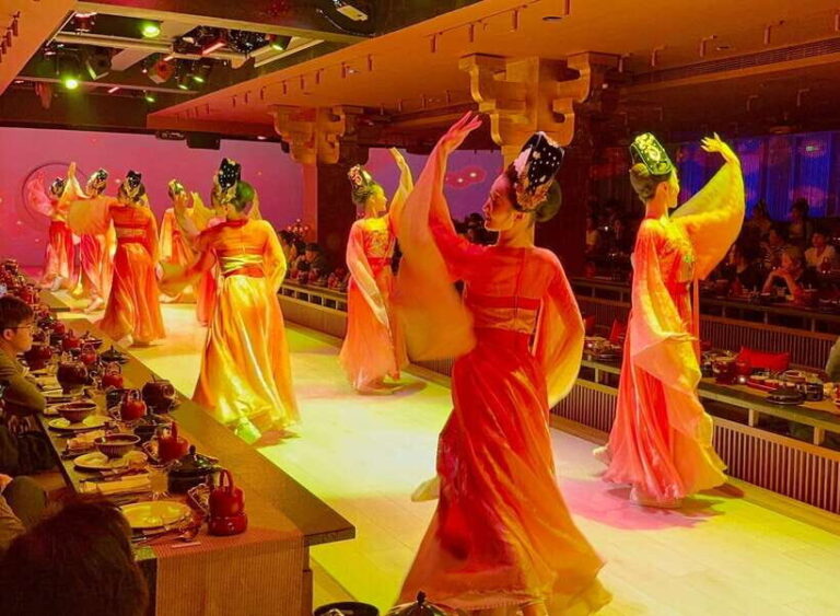 Shanghai Guided Royal Banquet Photo (Incl) with Massage Opt - The Experience Breakdown: What You’ll Actually Do