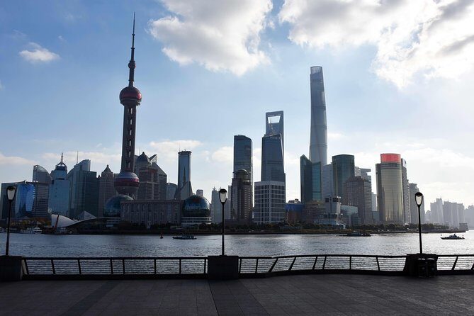 Shanghai Highlights and Zhujiajiao Water Town Private Day Tour - Transitioning Back to Shanghai’s Historic Heart