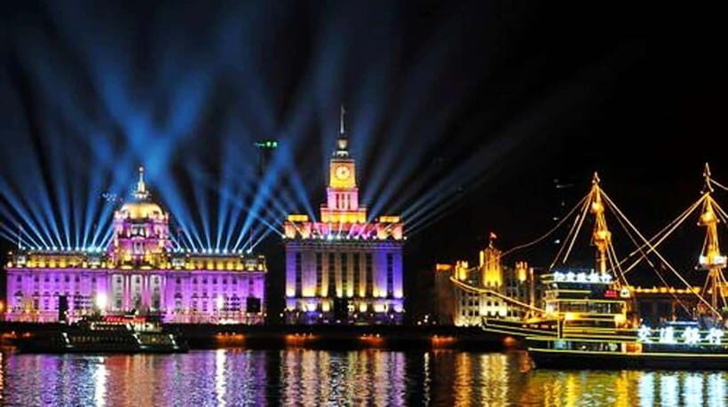Shanghai Night River Cruise VIP Seat with Authentic Dinner - What We Love About This Tour