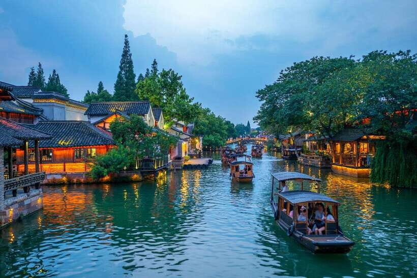 Shanghai: Private Shanghai & Zhujiajiao Tour with Lunch - A Deep Dive into the Experience