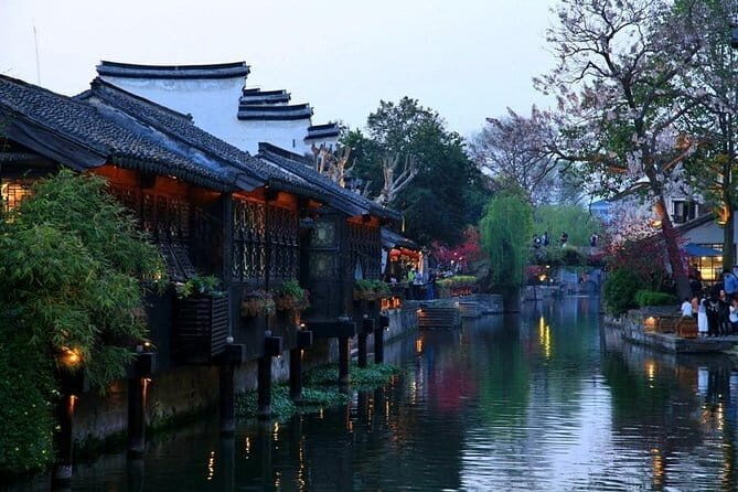 Shanghai to Hangzhou Private Transfer with Stop at Wuzhen - In-Depth Look at the Experience