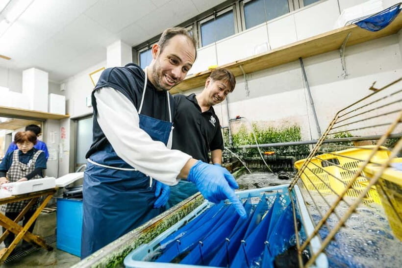 Shima: Standard Fish Shop Tour & Workshop - The Rich Experience of the Fish Shop Tour & Workshop