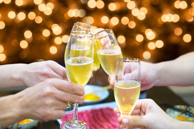 Shinjuku Kabukicho bar hopping & grab a bite tour w/Local Guide - Practical Considerations