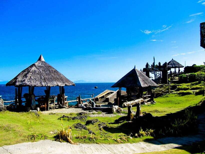 Shoreline Flavors: Boracay Island Tour with Buffet Lunch - Who Should Consider This Tour?
