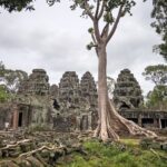 Siem Reap: Angkor Sunrise Tour by Bike with Breakfast & Lunch - Who Is This Tour Best For?