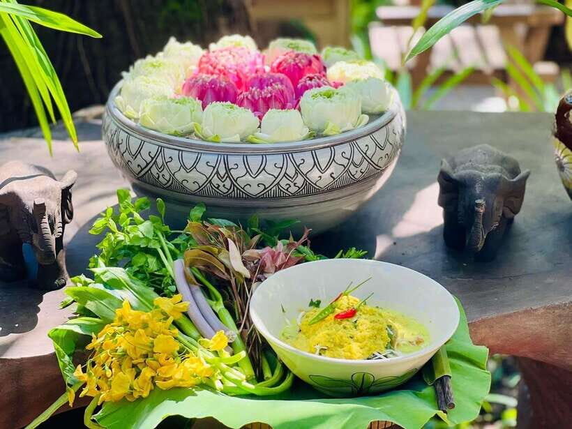 Siem Reap: Small Group Guided Authentic & Unique Food Tour - Authenticity and Local Interaction