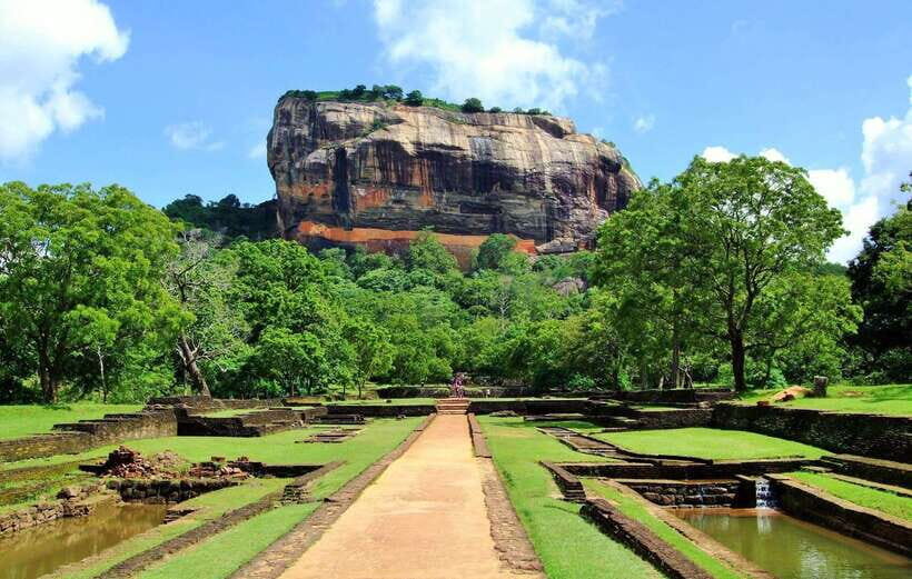 Sigiriya Lion Rock & Minneriya National Park Elephant Safari - Exploring Sigiriya Rock Fortress