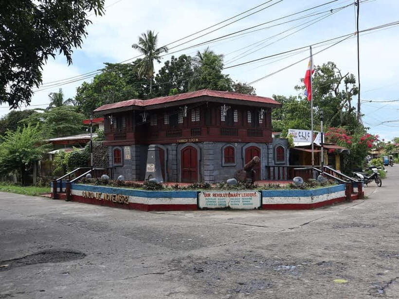 Silay City: Heritage Tour with Lunch and The Ruins - The Sum Up