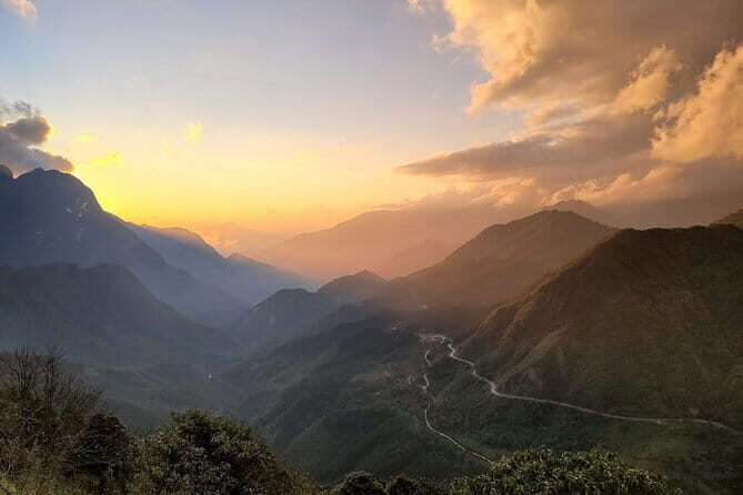 Silver Waterfall, Haven Gate and Glass Bridge by Private Car - A Detailed Look at the Tour Experience
