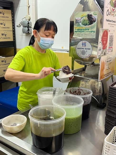 Singapore: Architecture and Food Tour with Tastings - Who Should Consider This Tour?