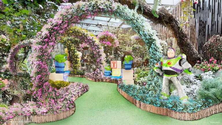 Singapore: Disney Garden of Wonder at Floral Fantasy - What Makes It Stand Out?