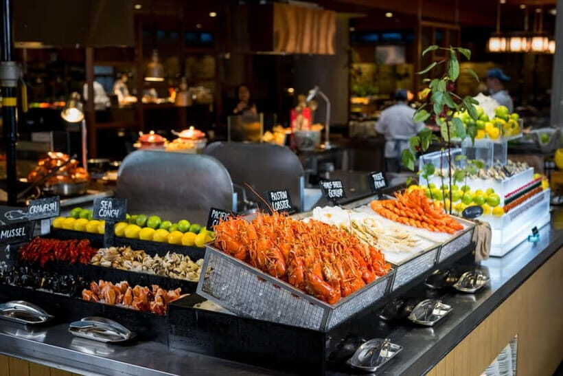 Singapore: Edge at Pan Pacific Dining Experience - Key Points