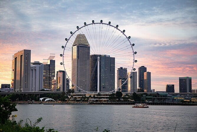 Singapore Flyer - The Experience at a Glance