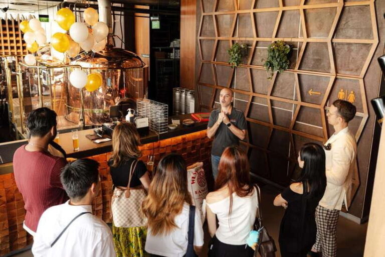 Singapore: LeVeL33 Rooftop Brewery Tour & Craft Beer Tasting - Tasting and Snacks: A Perfect Pairing