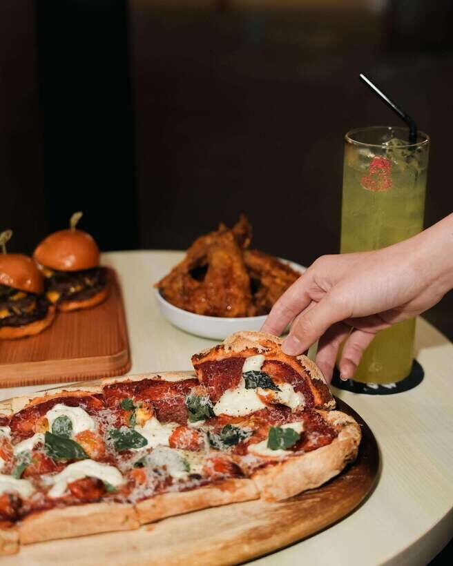 Singapore: RedTail Bar by Zouk Dining Packages - Who Will Love RedTail Bar?