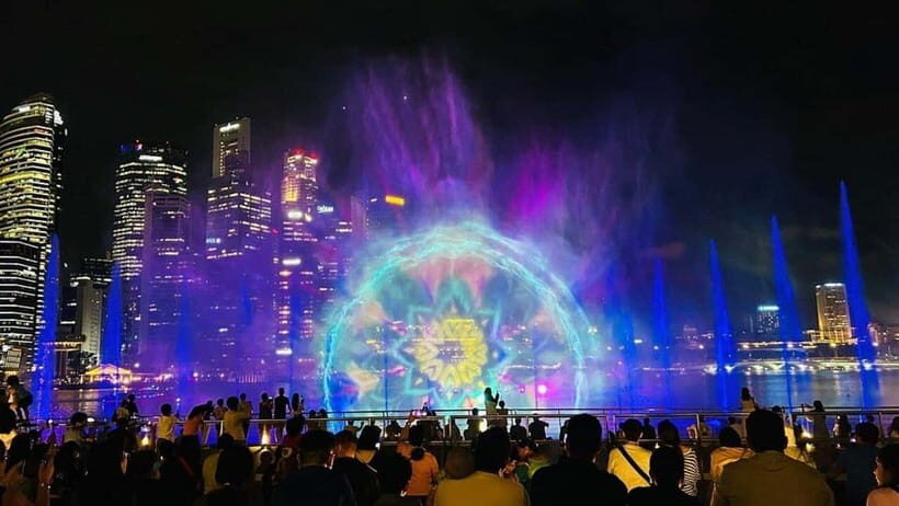 Singapore River Cruise and 2 Must-see Water Light Shows - Practical Details and What to Expect
