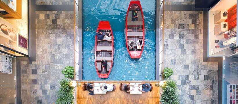Singapore: Sampan Boat Ride Ticket at the Marina Bay Sands - An In-Depth Look at the Sampan Boat Experience