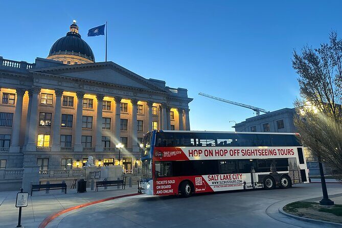 SLC Bus Tours: Night Tour on Double Decker - The Experience and Atmosphere