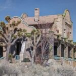 Small Group Death Valley,Rhyolite Ghost Town Day Tour from Vegas - What Makes This Tour Stand Out