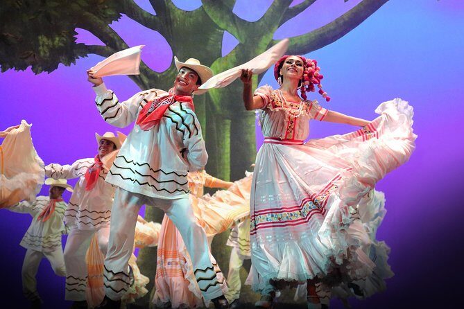 Small Group: Discover the Folkloric Ballet of Mexico - An In-Depth Look at the Folkloric Ballet Tour