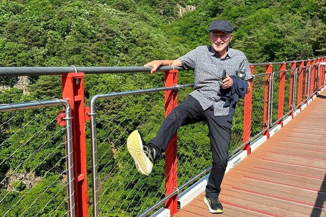 Small Group DMZ Tour from Seoul Korea with North Korean Defector - Detailed Itinerary Breakdown