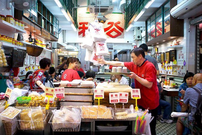 Small Group Kowloon Michelin Rated Street Food and Culture Tour - Who Should Consider This Tour?
