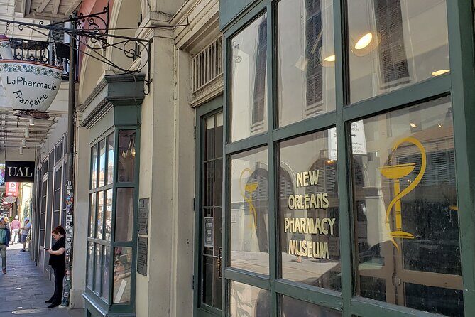 Small Group Local's Guide to the French Quarter Tour - Jackson Square: The Heart of French Quarter Life