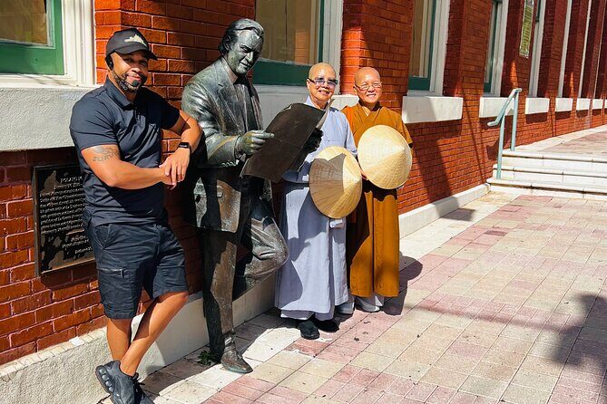 Small Group Tampa Sightseeing City Bus Tour