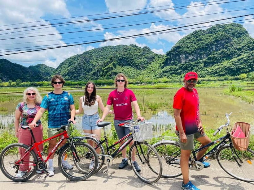 Small Group to Tam Coc - Hoa Lu - Mua Cave 1 Day from Hanoi - Authenticity and Value