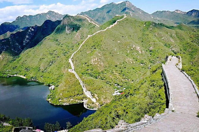 Small Group Tours to the Jingshaling Wall with Options - The Sum Up