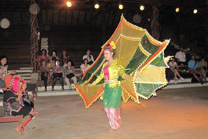 Small Group : Traditional Dinner with Performance and Local Fresh Market Tour - An In-Depth Look at the Tour Experience