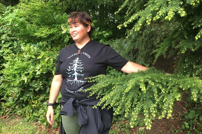Spoken Treasures: Stanley Park Indigenous Walking Tour - The Guides: Knowledgeable and Personable
