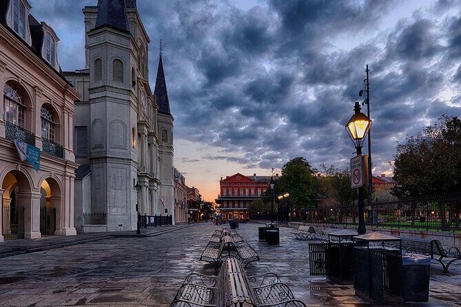 Spooky Tales of the French Quarter Halloween Celebration Tour - The Complete Experience of the French Quarter Halloween Tour