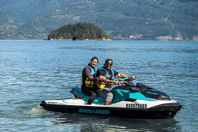 Squamish Yamaha Waverunner VX Deluxe Jet Ski Rental - In-Depth Review of the Squamish Jet Ski Experience