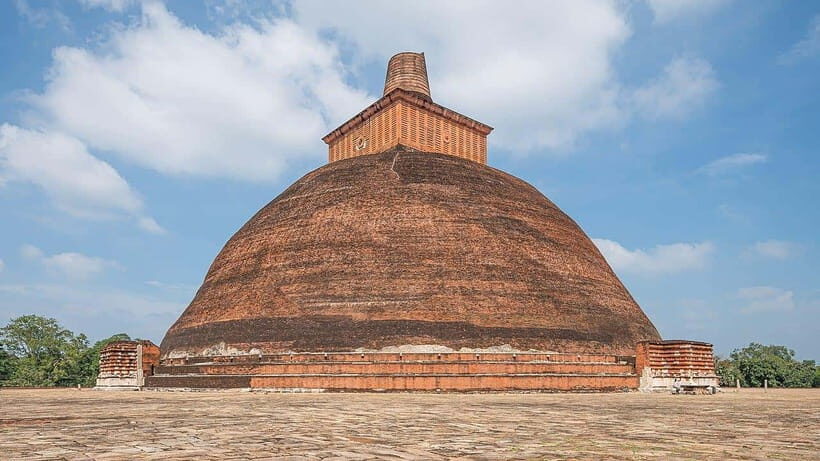 Sri Lanka: 3-Day Tour to Discover Anuradhapura and Sigiriya - An In-Depth Look at Your Sri Lankan Adventure
