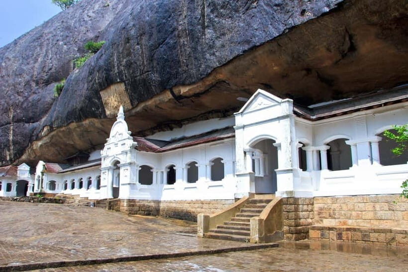 Sri Lanka 4-Day Private Tour: From lion rock- Sacred Temples - Practical Details and What to Expect